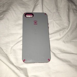 Speck iPhone 5/5s case